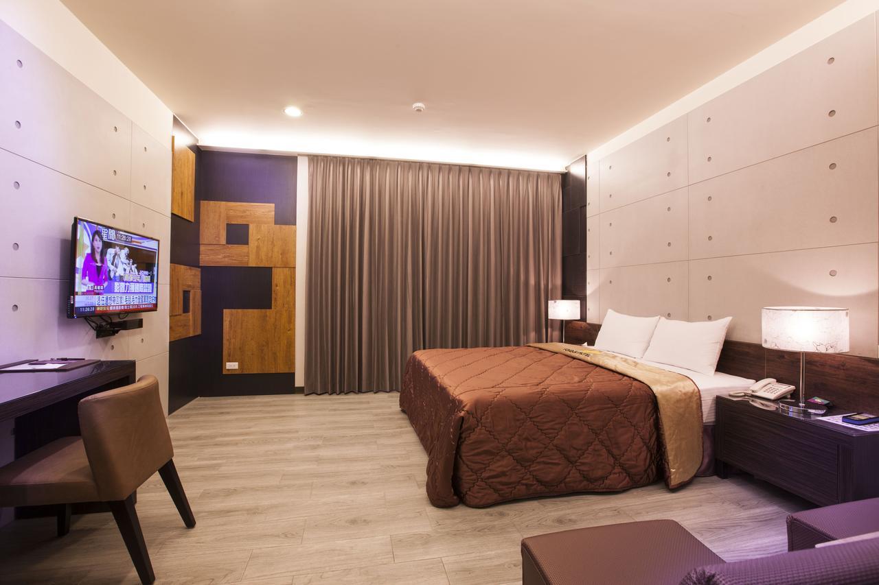 Foxdou Business Motel Tainan Exteriör bild