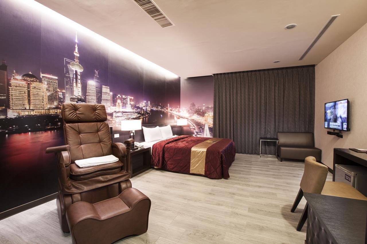 Foxdou Business Motel Tainan Exteriör bild