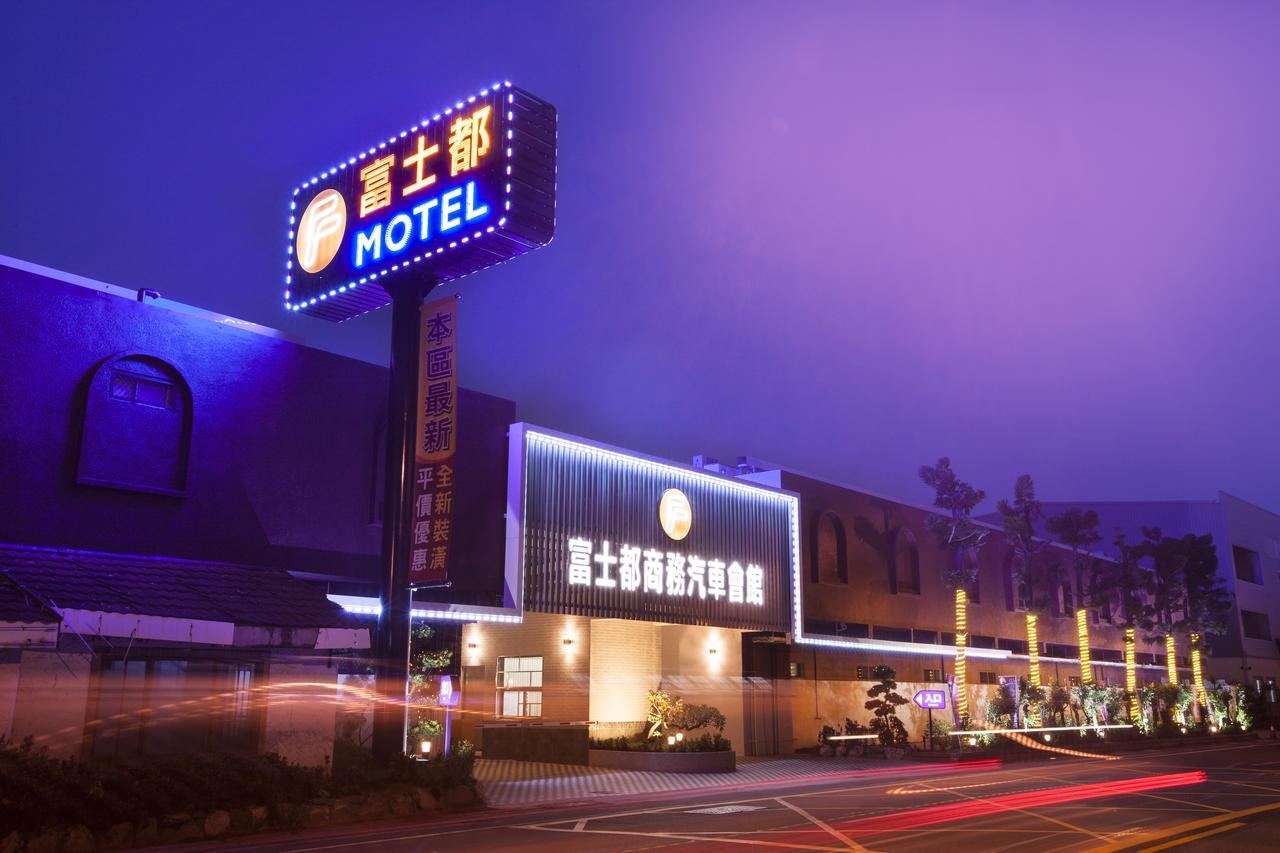 Foxdou Business Motel Tainan Exteriör bild