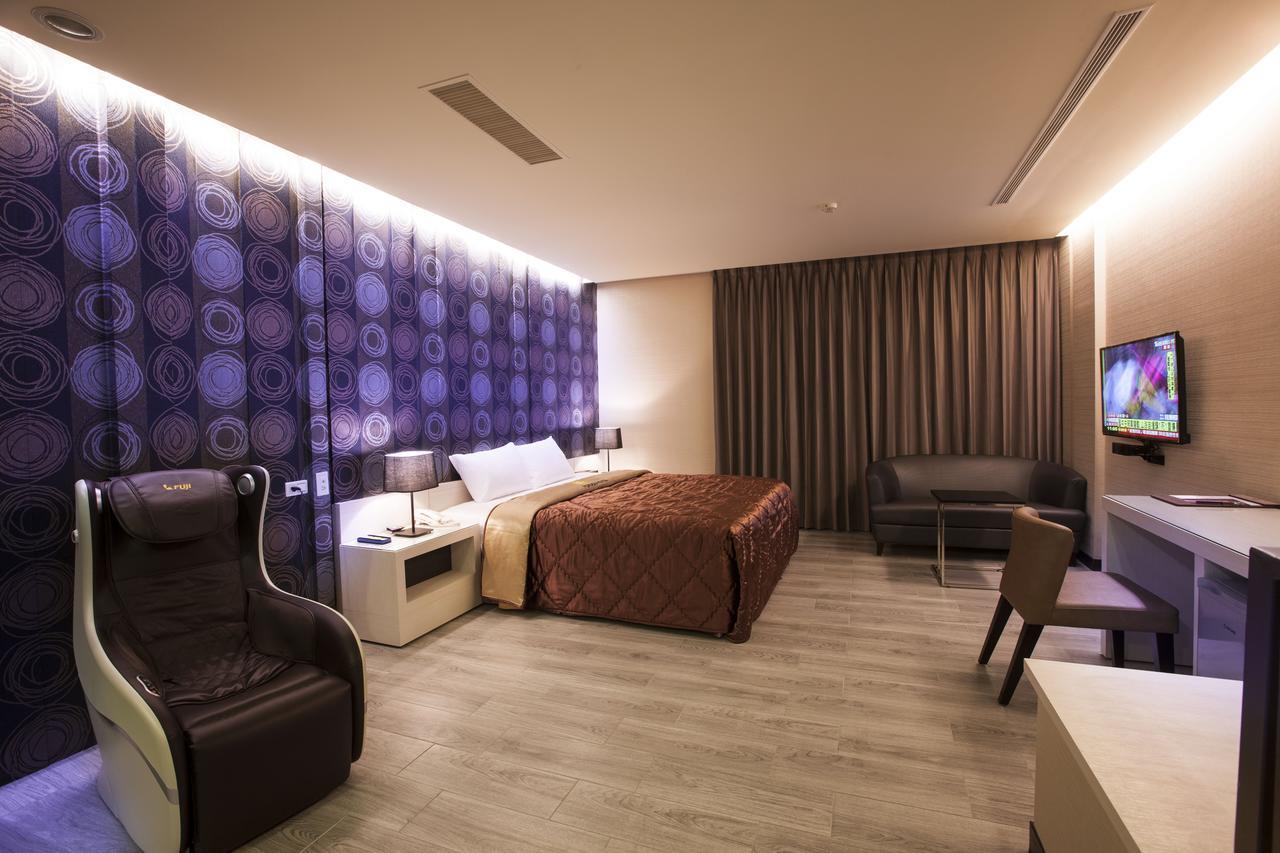 Foxdou Business Motel Tainan Exteriör bild