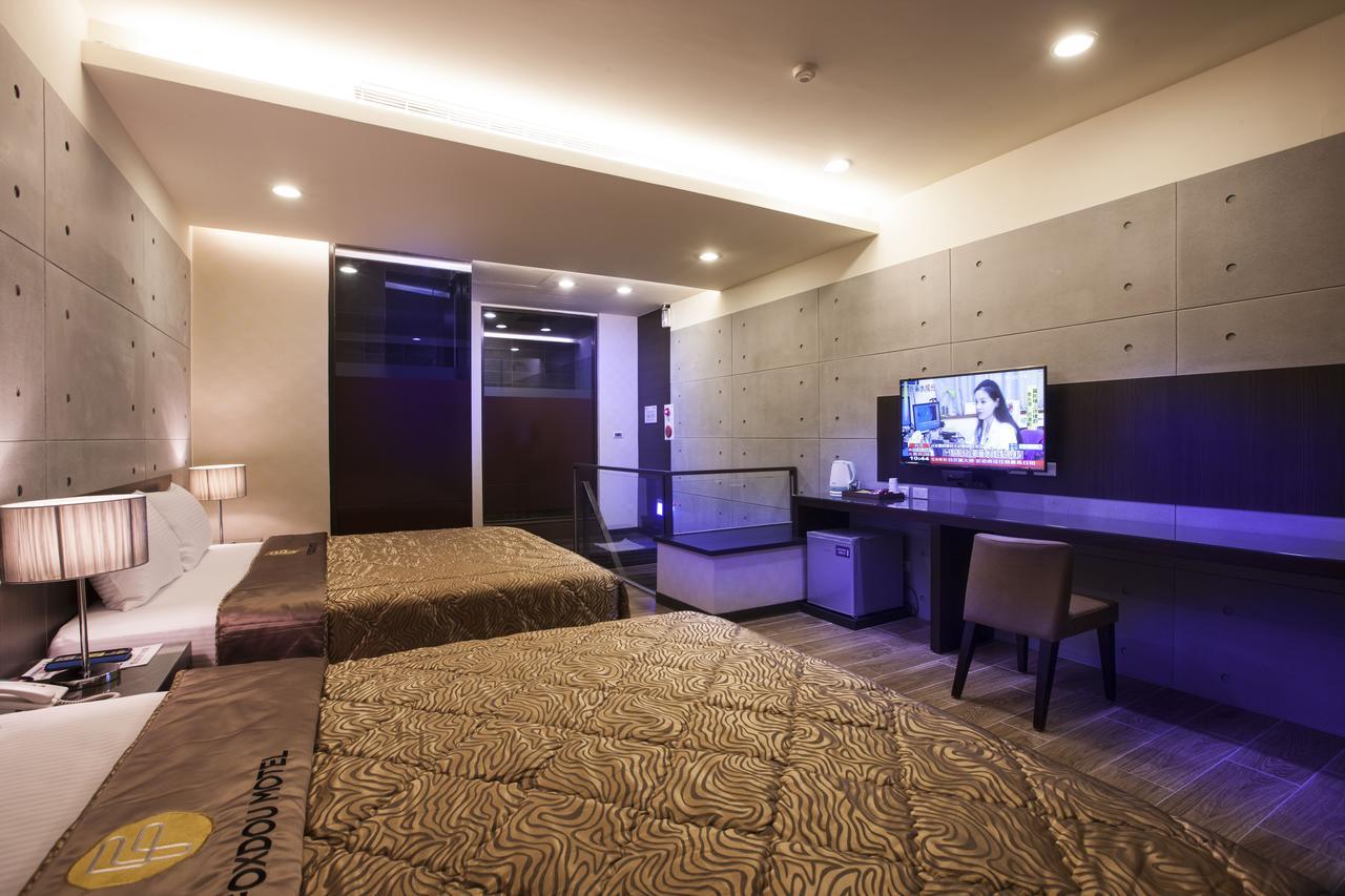 Foxdou Business Motel Tainan Exteriör bild