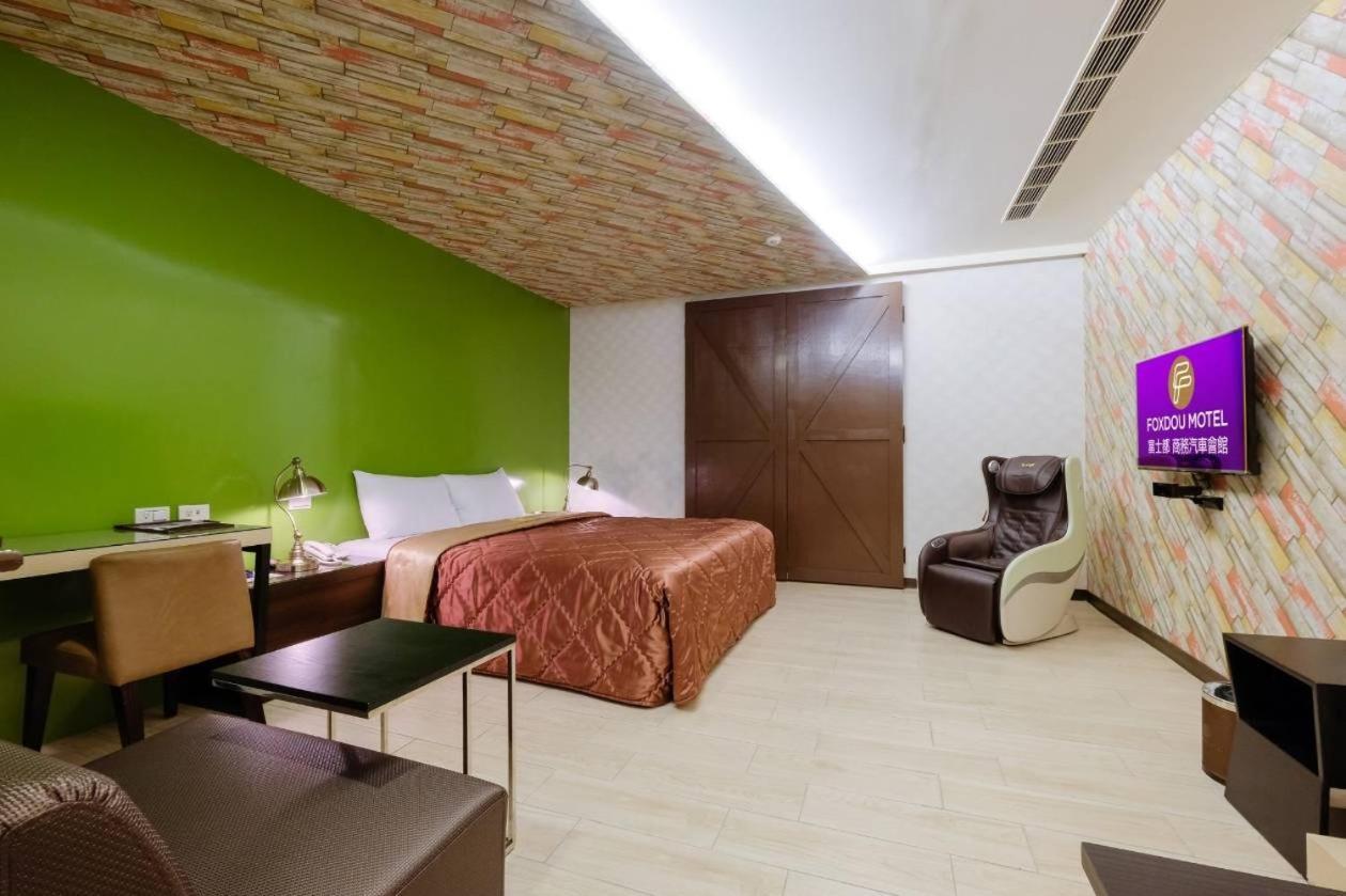 Foxdou Business Motel Tainan Exteriör bild